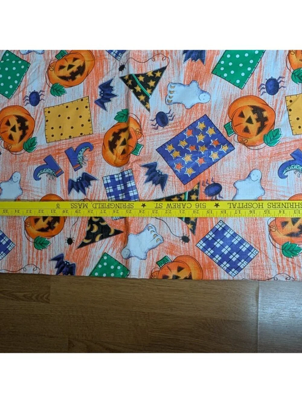 rectangle halloween tablecloth jackolantern witch hat spiders flannel back